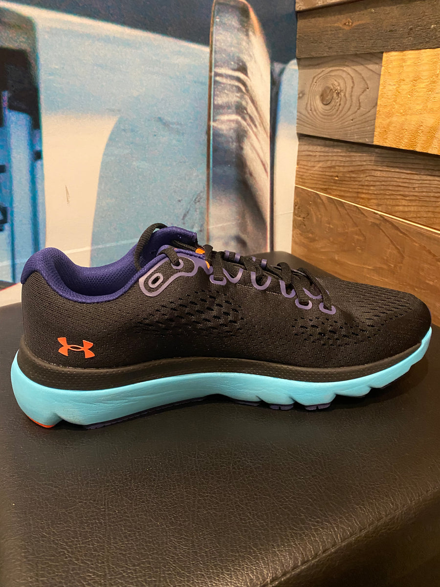 Under Armour Mens HOVR Infinite 4 Running Shoe Running Shoe : :  Clothing, Shoes & Accessories