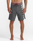RVCA Mens Trax 18" Trunk - Black
