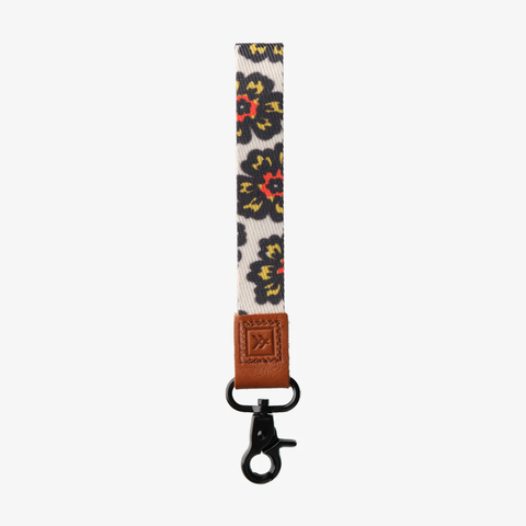 Thread Wrist Lanyard - Gwen