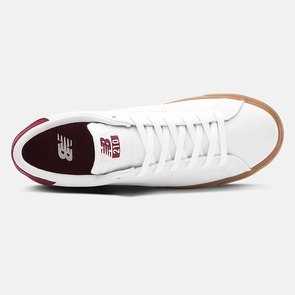 New balance 2025 am 210